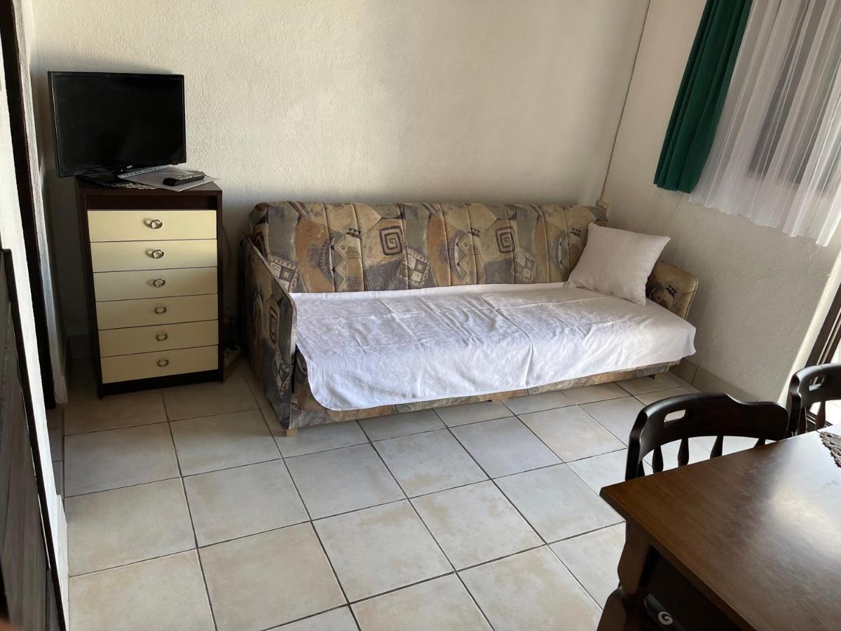 Apartmani Ficurin Starigrad Paklenica Dış mekan fotoğraf
